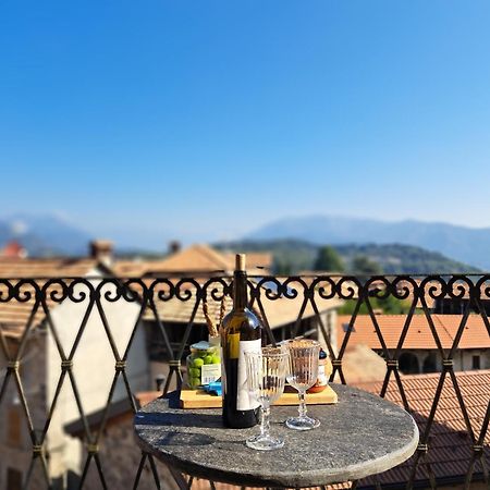 Appartamento Storico Con Giardino Soleggiato - B&B Via Rinaldi Arto Centonara Exteriér fotografie